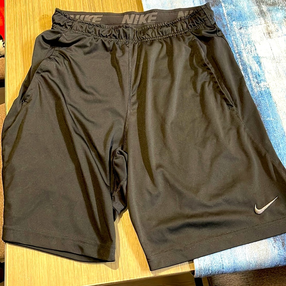 Nike Athletic Shorts (Mens size-Small) (Black)